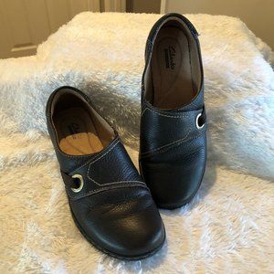 Clarks women's brown loafer